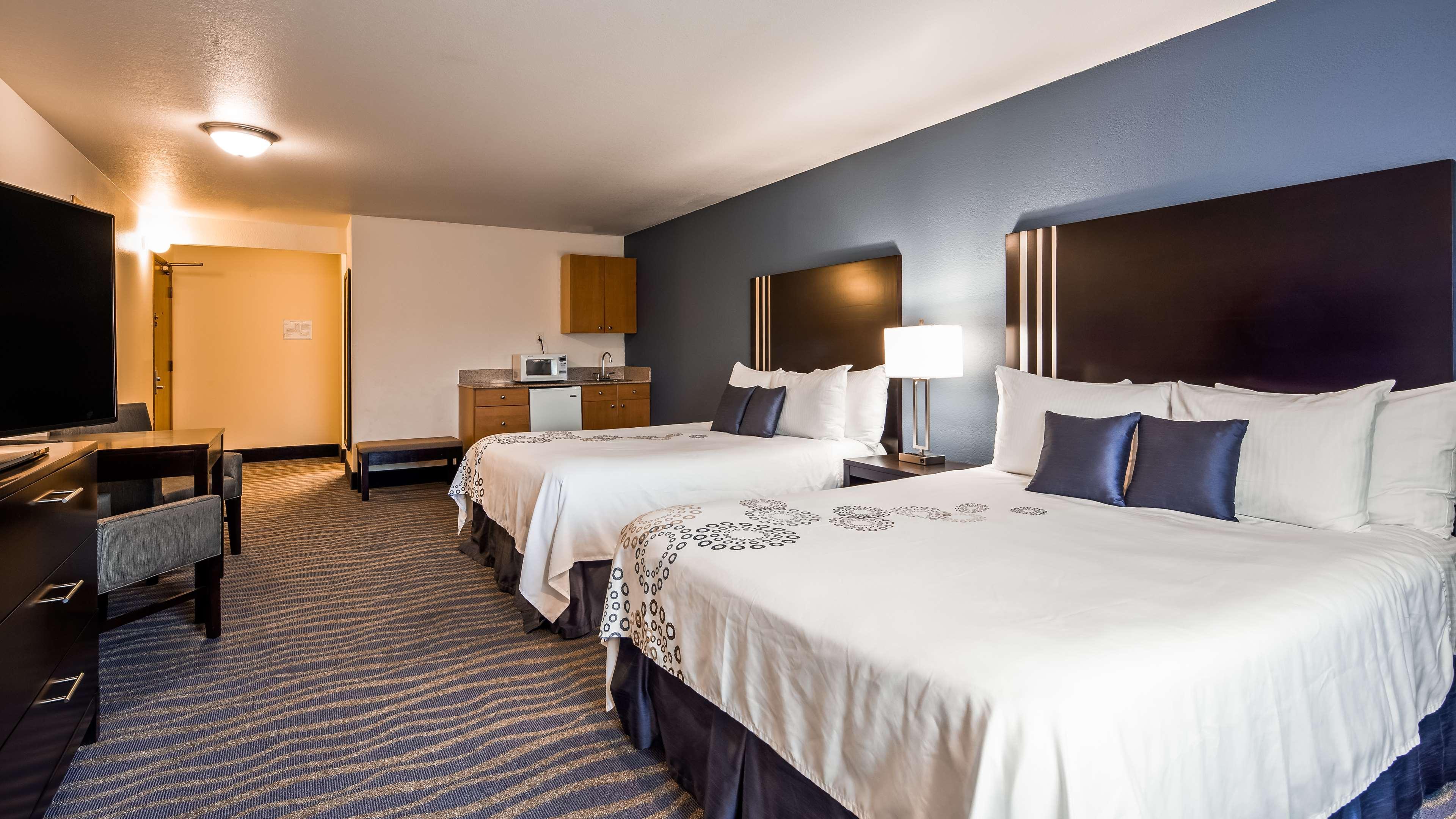 Best Western Plus Edmonds Harbor Inn Esterno foto