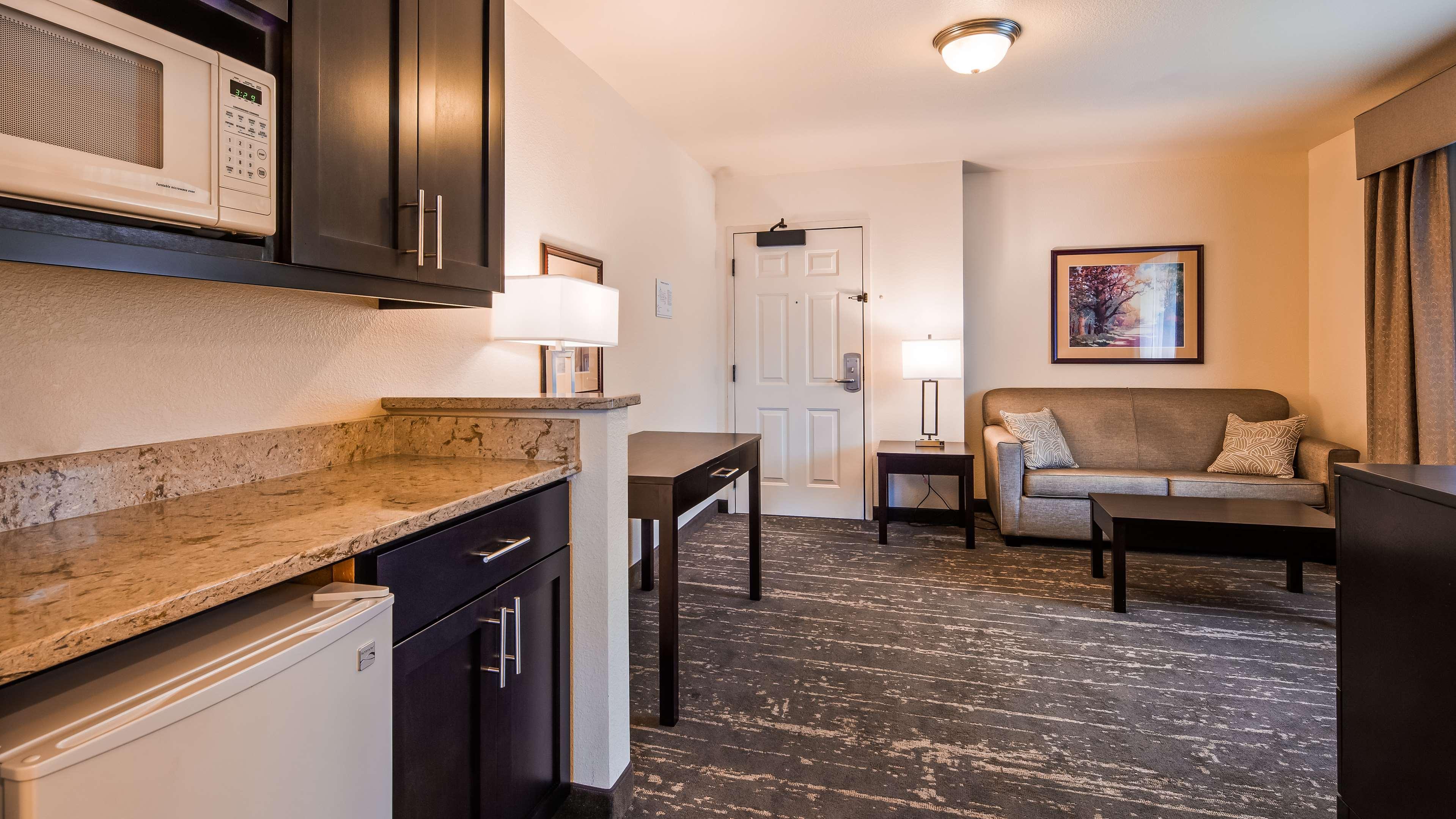 Best Western Plus Edmonds Harbor Inn Esterno foto