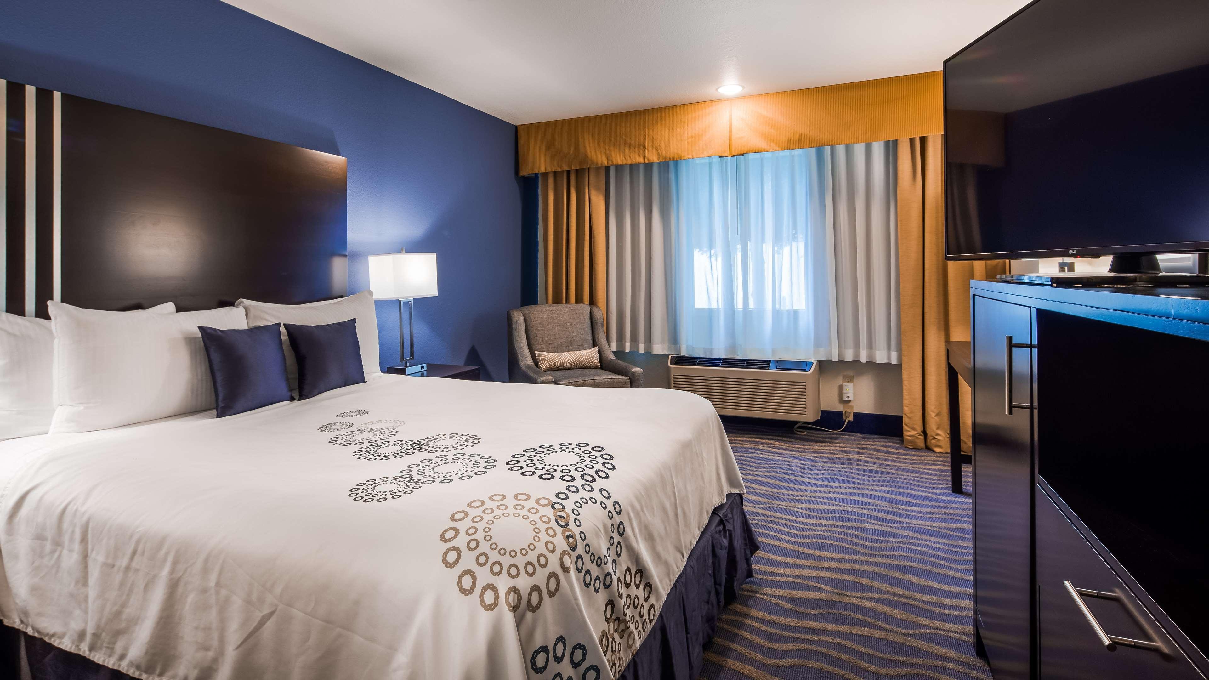 Best Western Plus Edmonds Harbor Inn Esterno foto