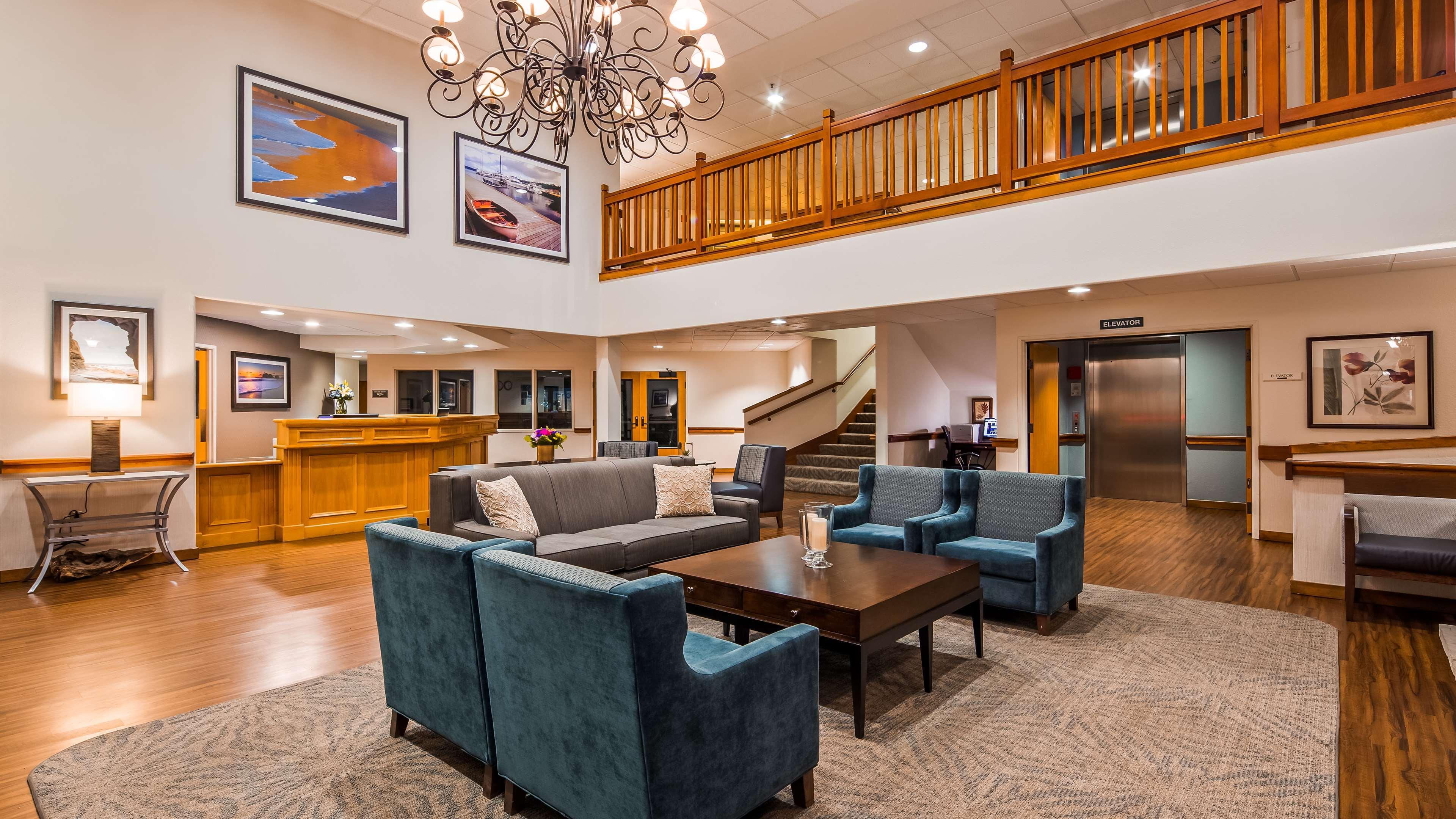 Best Western Plus Edmonds Harbor Inn Esterno foto