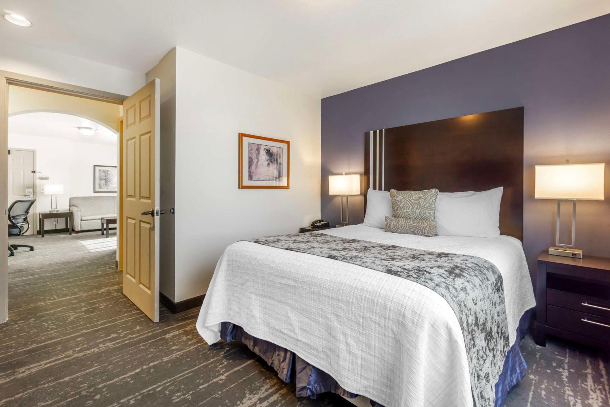 Best Western Plus Edmonds Harbor Inn Esterno foto
