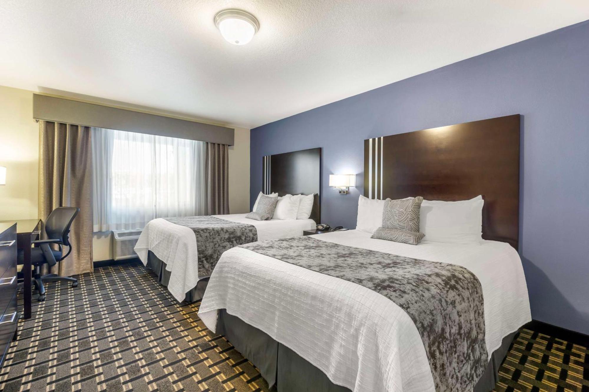 Best Western Plus Edmonds Harbor Inn Esterno foto