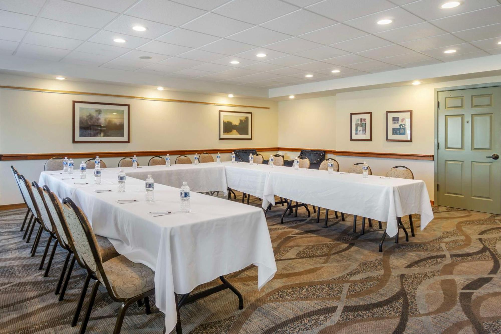 Best Western Plus Edmonds Harbor Inn Esterno foto